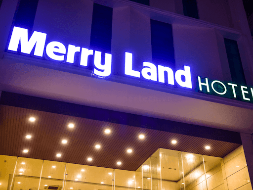 Bộ Chữ Toà Nhà Merry Land Hotel